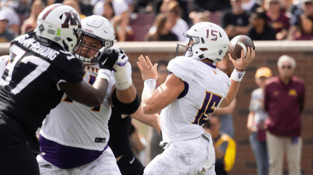 Western rewind: Minnesota overwhelms WIU with 679 yards of total&nbsp;offense