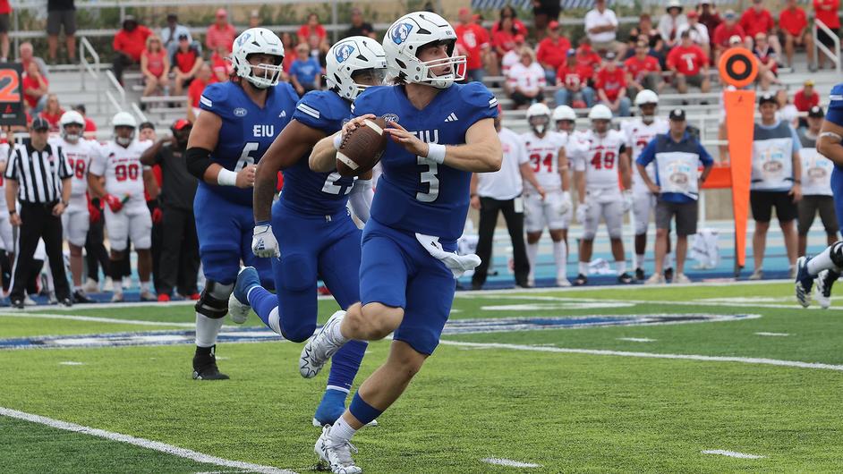 Georgetown transfer QB Holley proving to be a difference maker for EIU
