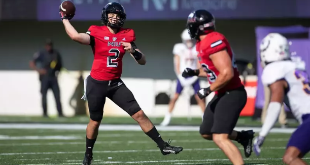 Leatherneck rewind: Northern’s big plays help Huskies run past Western in&nbsp;opener