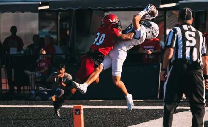 Western leading receiver Anaya out to play ‘fast and confident’ in conference opener against rival&nbsp;Eastern