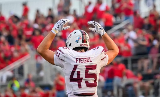 Preparation creates confidence for Southern Illinois linebacker&nbsp;Fiegel